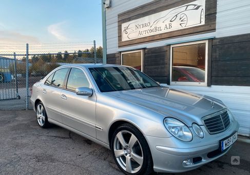 Mercedes-Benz E 200, 2005