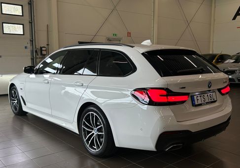 BMW 530, 2024 3