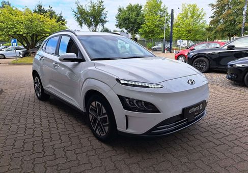 Hyundai Kona, 2023 3