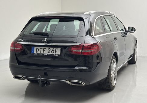 Mercedes-Benz C 300, 2021