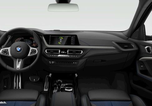 BMW 120, 2023