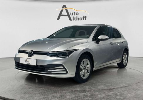 Volkswagen Golf, 2022