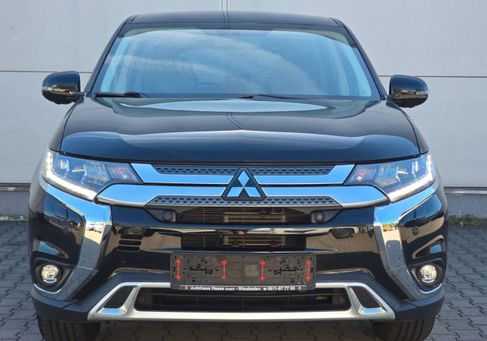 Mitsubishi Outlander, 2020 3