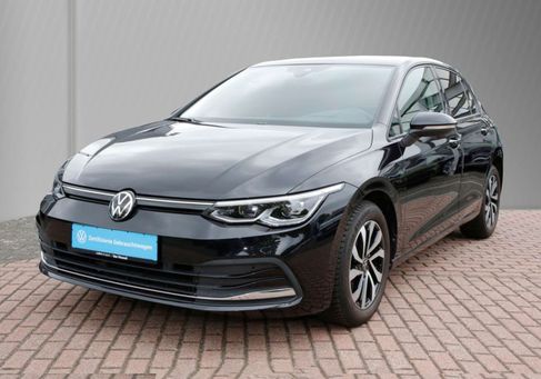 Volkswagen Golf, 2023