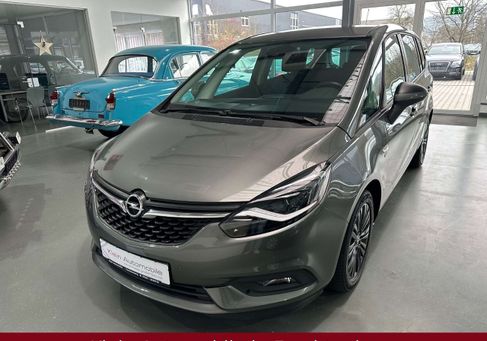 Opel Zafira, 2019