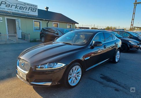 Jaguar XF, 2012