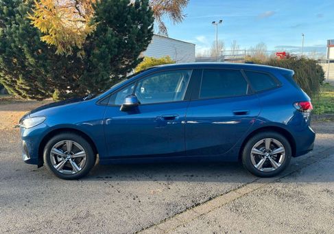 BMW 216, 2024