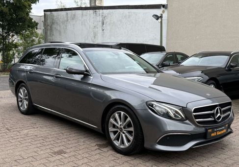 Mercedes-Benz E 200, 2019