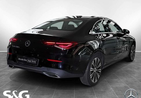 Mercedes-Benz CLA 250, 2022