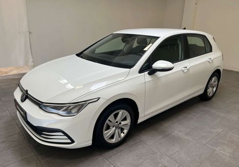 Volkswagen Golf, 2023