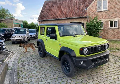 Suzuki Jimny, 2022 3