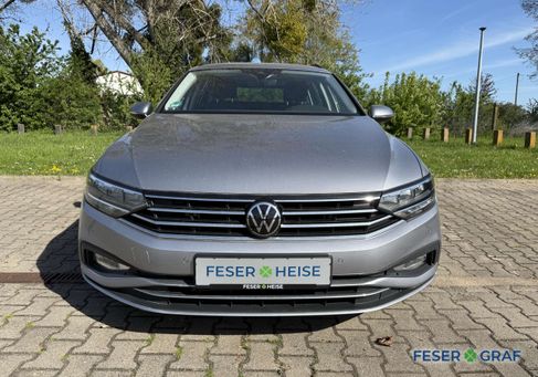 Volkswagen Passat Variant, 2023
