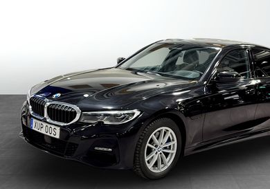 BMW 330, 2020