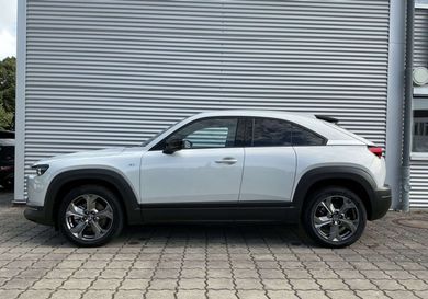 Mazda MX-30, 2023