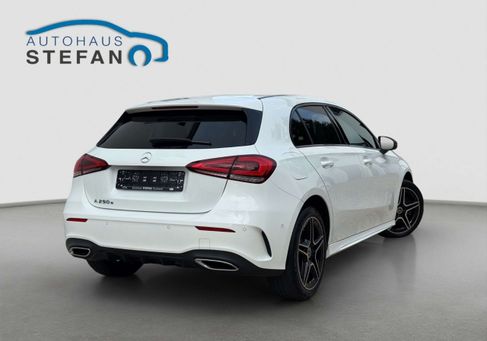 Mercedes-Benz A 250, 2022