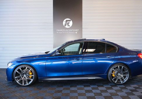 BMW 330, 2017