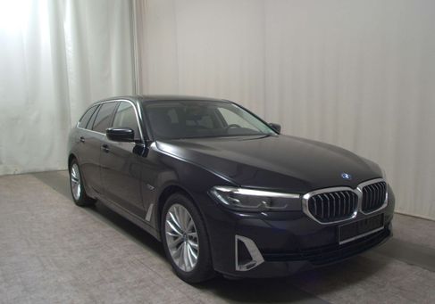 BMW 530, 2022 3