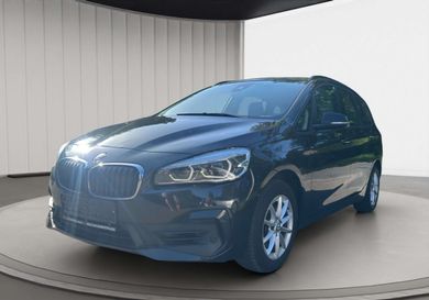 BMW 216, 2021