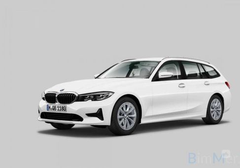 BMW 320, 2021