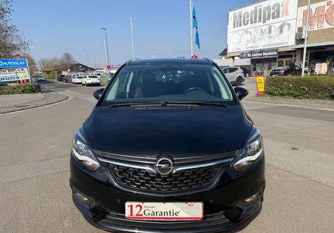 Opel Zafira Tourer, 2017