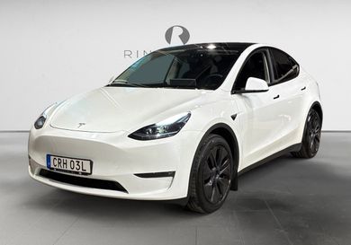 Tesla Model Y, 2025