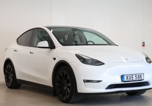 Tesla Model Y, 2024 3