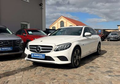 Mercedes-Benz C 300, 2021