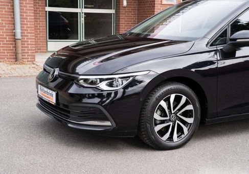 Volkswagen Golf, 2023 3