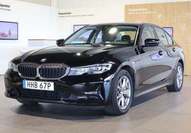 BMW 330, 2020