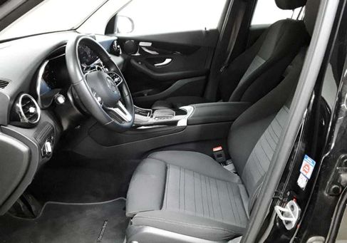 Mercedes-Benz GLC 200, 2022