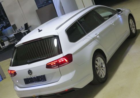 Volkswagen Passat Variant, 2023 3