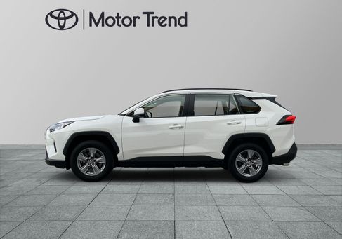 Toyota RAV 4, 2024 3