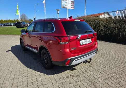 Mitsubishi Outlander, 2020