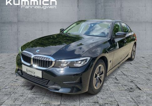 BMW 318, 2021