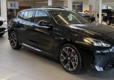 BMW 120, 2024