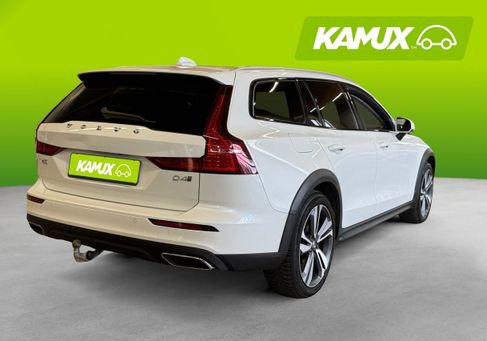 Volvo V60 Cross Country, 2020 3