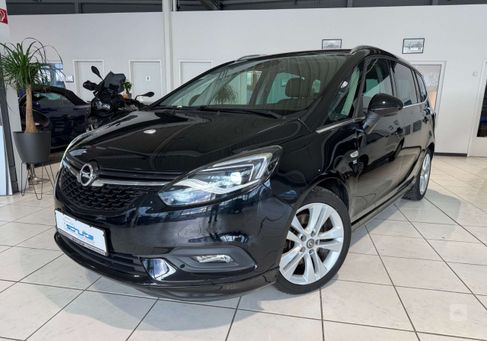 Opel Zafira, 2017