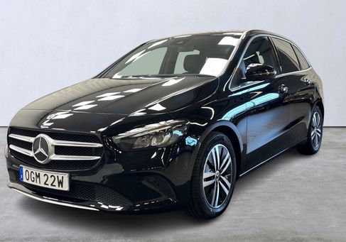 Mercedes-Benz B 180, 2020