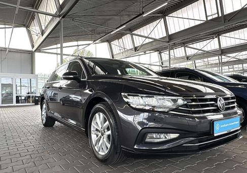 Volkswagen Passat Variant, 2023 3