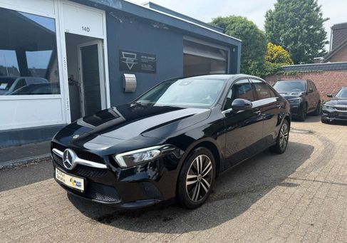 Mercedes-Benz A 220, 2022