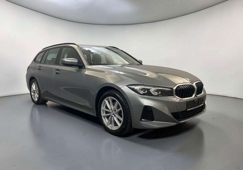 BMW 320, 2024 3