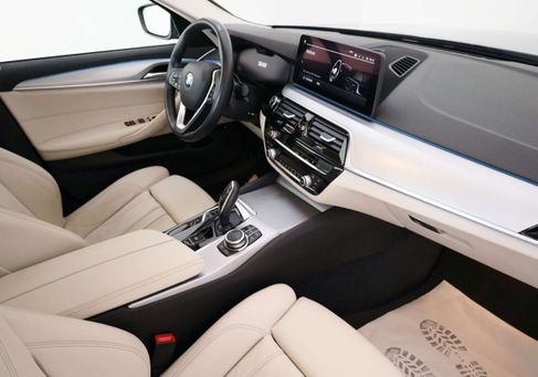BMW 530, 2022