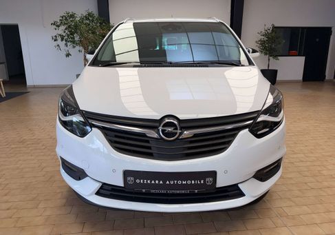 Opel Zafira, 2018