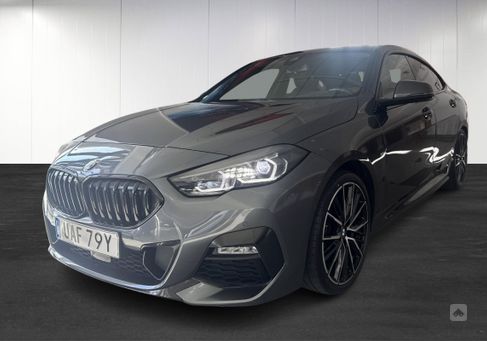 BMW 218, 2021