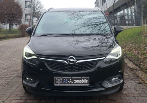 Opel Zafira Tourer, 2017