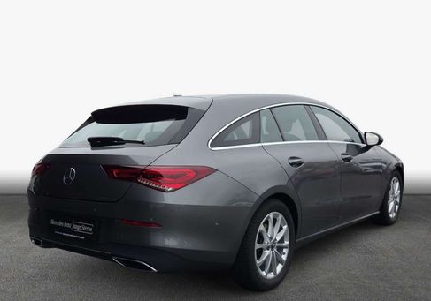 Mercedes-Benz CLA 180, 2021
