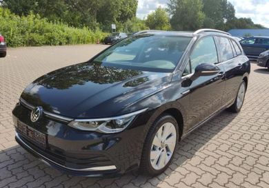 Volkswagen Golf, 2023