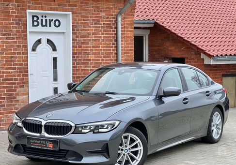 BMW 320, 2019