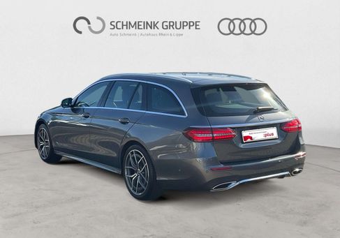 Mercedes-Benz E 300, 2020 3