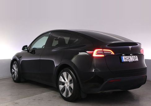 Tesla Model Y, 2023 3